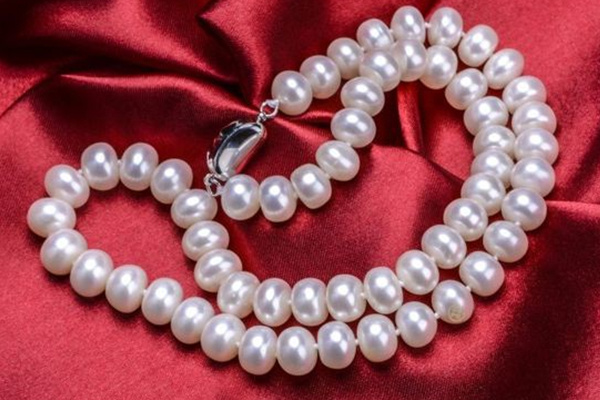 珍珠項(xiàng)鏈可以用超聲波清洗機(jī)洗嗎？